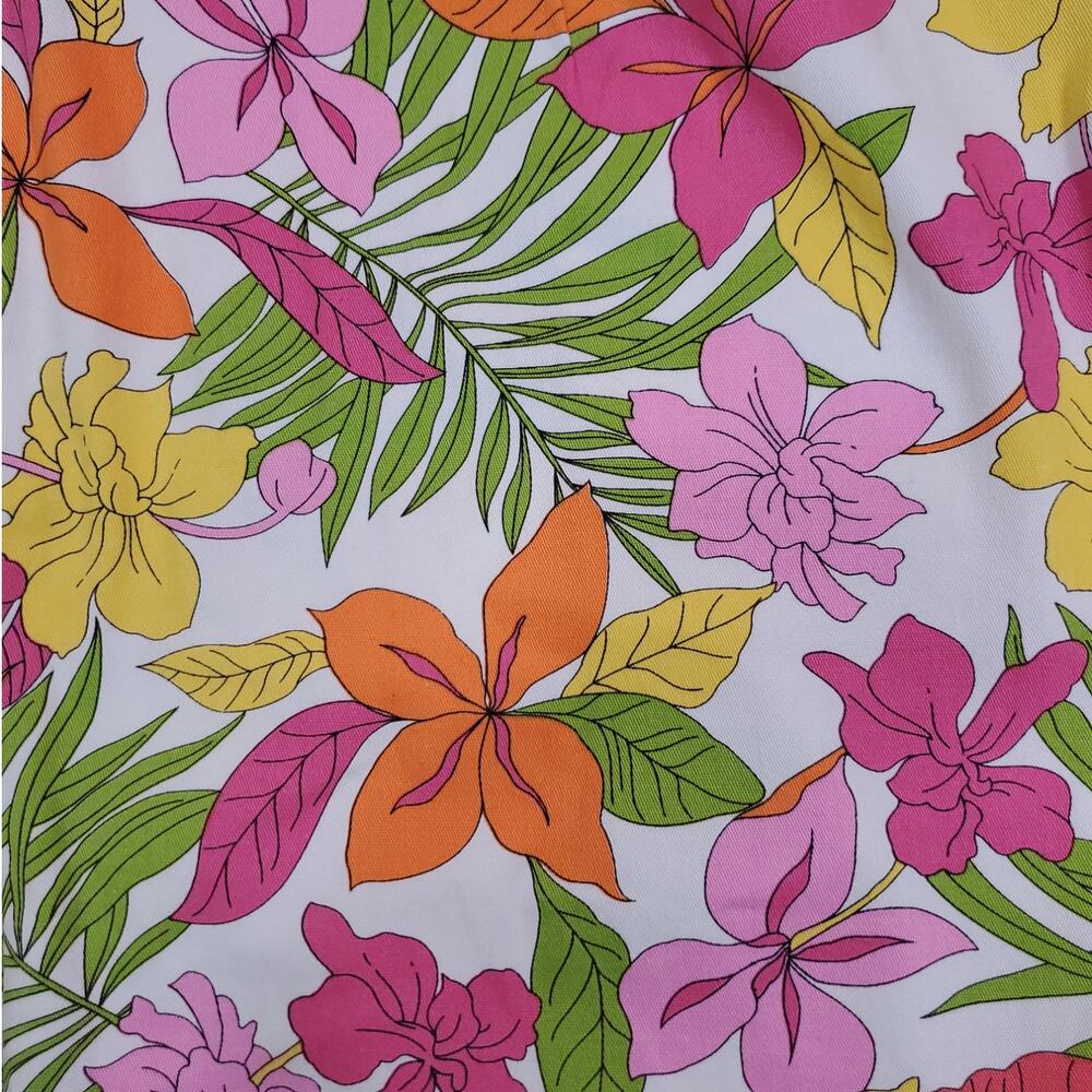 Briggs Casual | Flower Print Skirt with a Vintage Feel | Size 10 - Picture 2 of 7